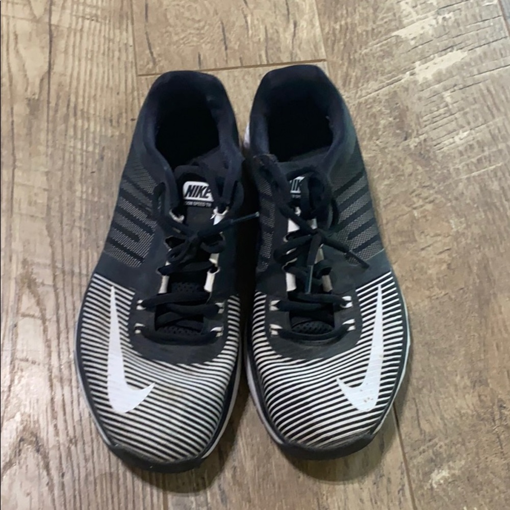 Nike black and white running shoes - MENS